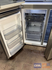 SAMSUNG REFRIGERATOR (RF23B7671SR) SAMSUNG REFRIGERATOR (RF23B7671SR)