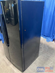 GE REFRIGERATOR (GSS25GGPBB) GE REFRIGERATOR (GSS25GGPBB)