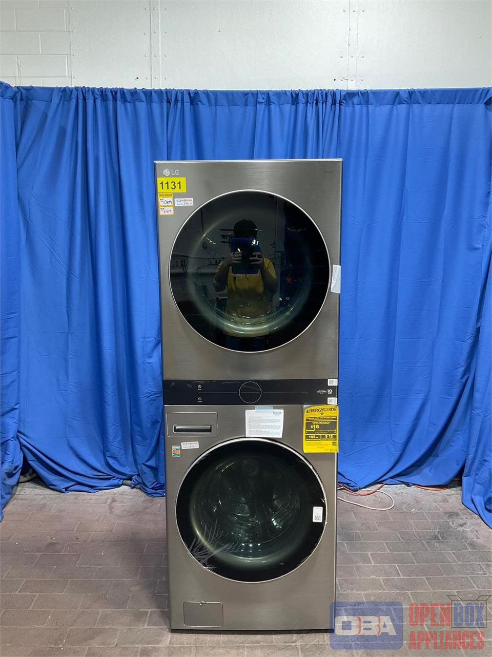 LG ELECTRIC WASHTOWER (WKE100HVA)