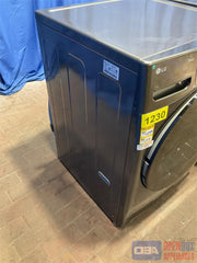 LG WASHER & ELECTRIC DRYER SET