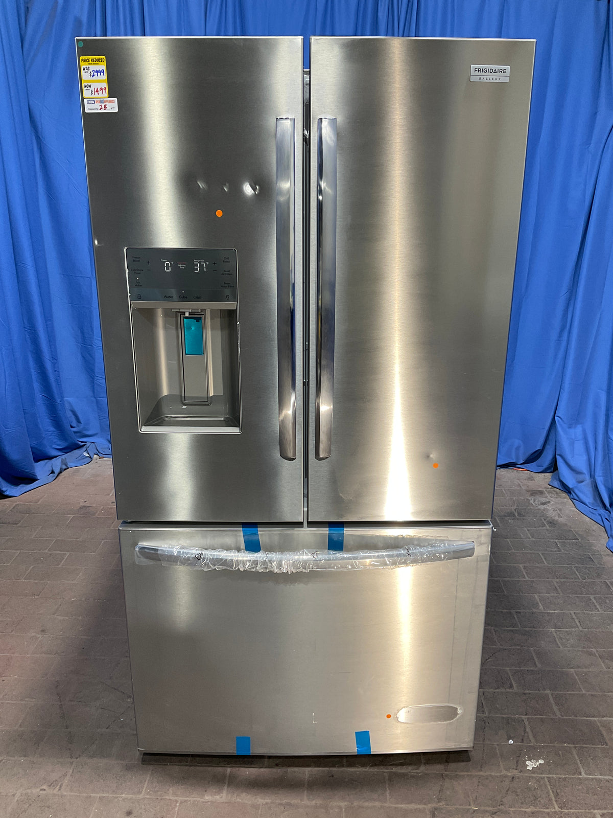 FRIGIDAIRE FRENCH DOOR REFRIGERATOR (GRFS2853AFL)