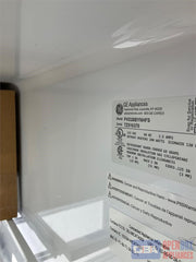 GE PROFILE REFRIGERATOR (PVD28BYNHFS )