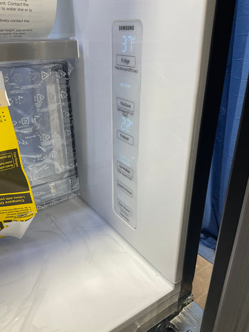 SAMSUNG REFRIGERATOR (RF29BB86004M)