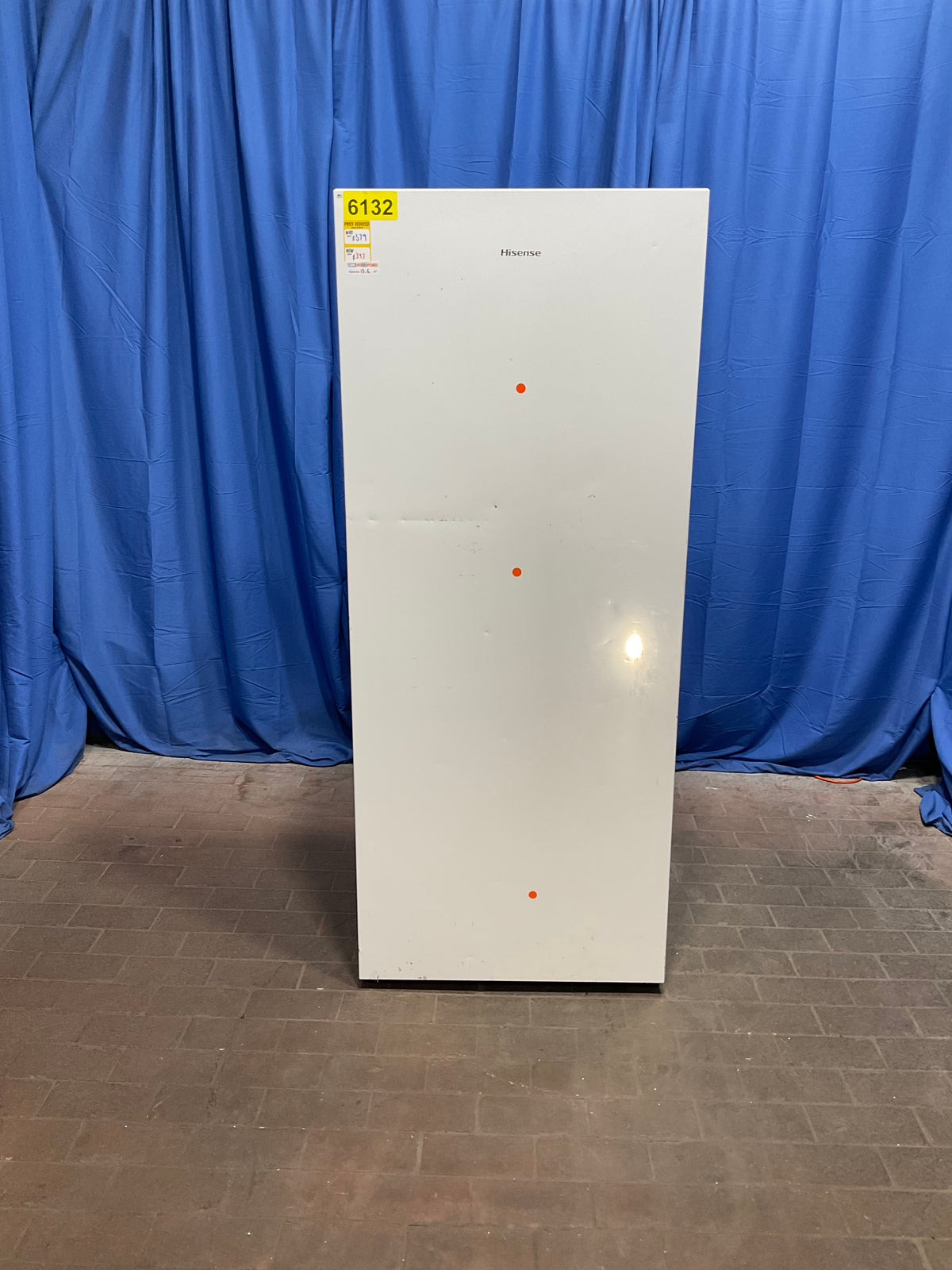 HISENSE UPRIGHT FREEZER (CFU14N6AWE)