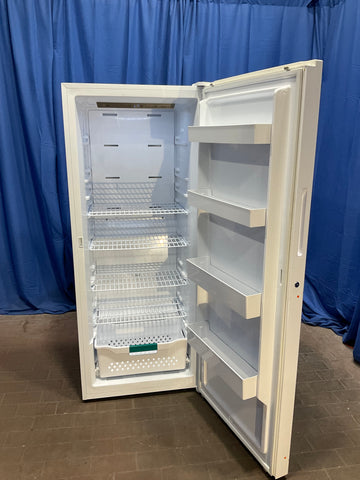 HISENSE UPRIGHT FREEZER (CFU14N6AWE)