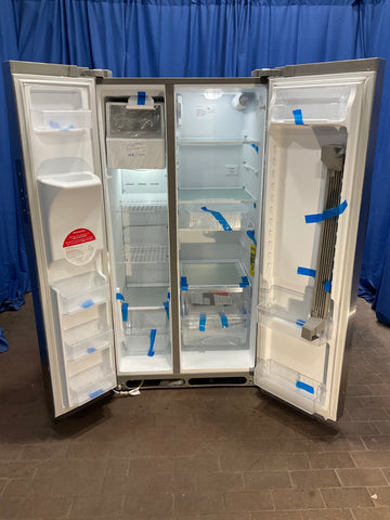Frigidaire Refrigerator (FRSS2623AS)