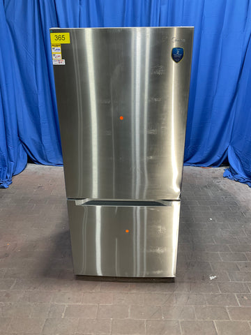 Midea Refrigerator (MRB19B7AST)