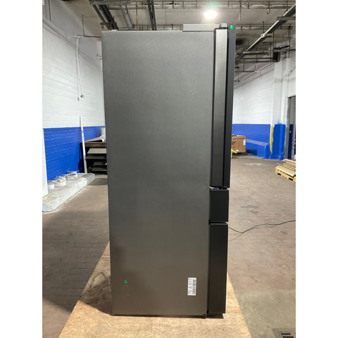 Samsung Bespoke 4-Door French Door Refrigerator (23 cu. ft.) with Beverage Center™ in Stainless Steel (RF23BB8600QLAA)