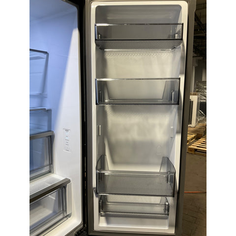 SAMSUNG Bespoke 3-Door French Door Refrigerator (30 cu. ft.) with Beverage Center™ in Stainless Steel (RF30BB6000QLAA)