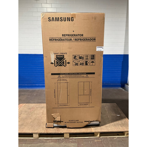 SAMSUNG Bespoke 4-Door French Door Refrigerator (29 cu. ft.) with Beverage Center™ in Stainless Steel (RF29BB8600QL)